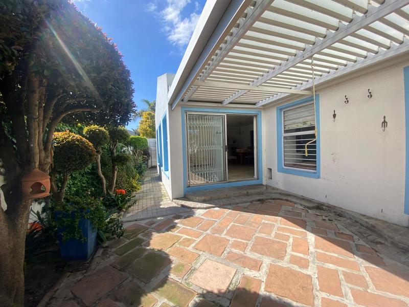 To Let 3 Bedroom Property for Rent in Plattekloof Glen Western Cape
